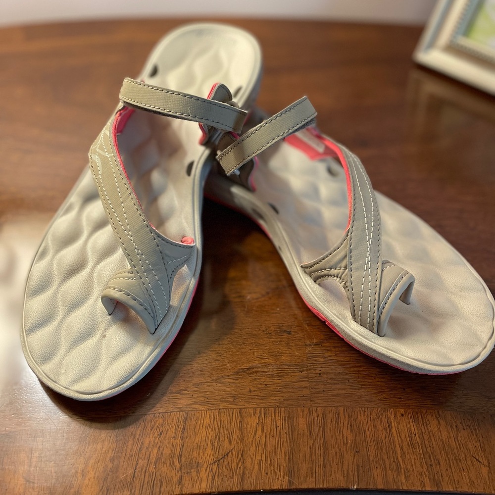 Columbia Sandals